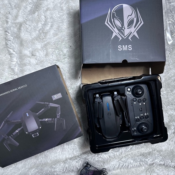 SMS RCFPVPro Drone. New in Box. IOS & Android Compatible. MSRP $199 - Picture 4 of 5